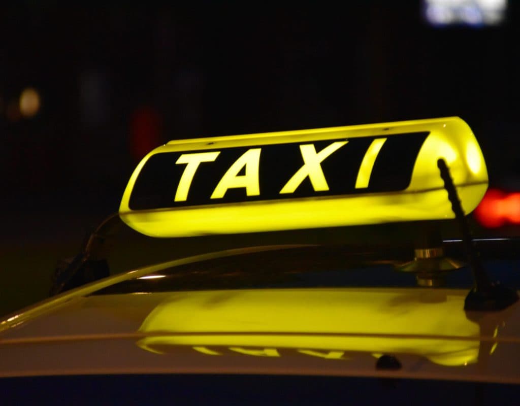 Taxi Bus Almere onderweg