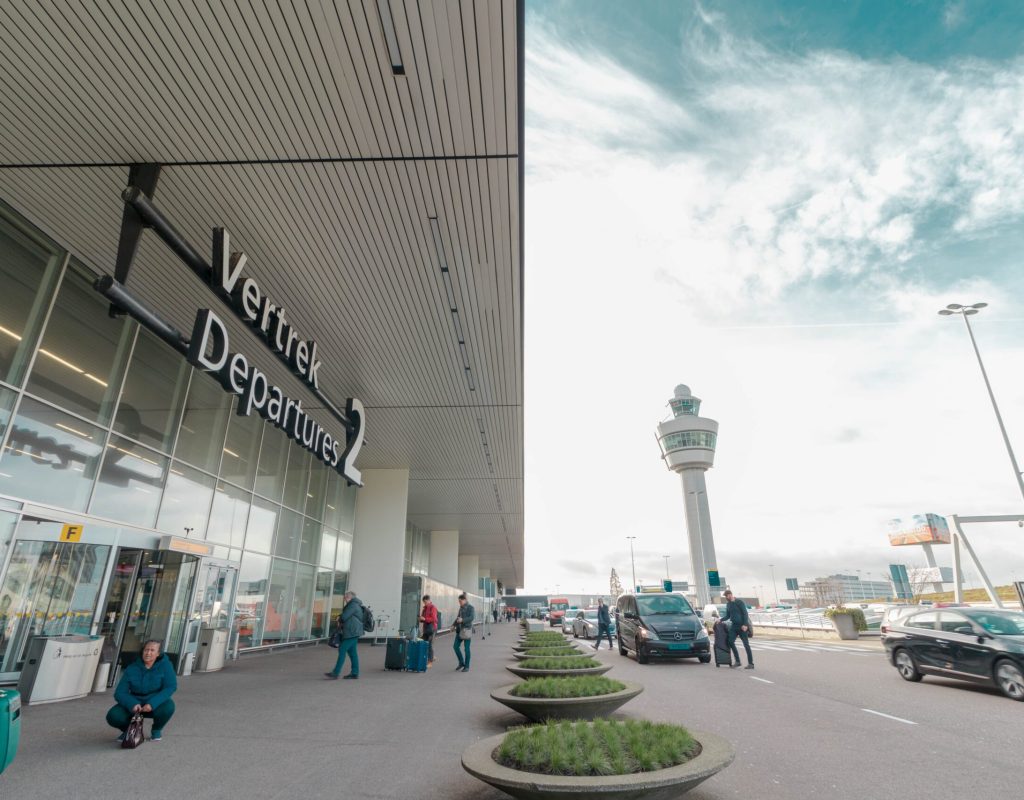 luchthaven vervoer taxi Almere